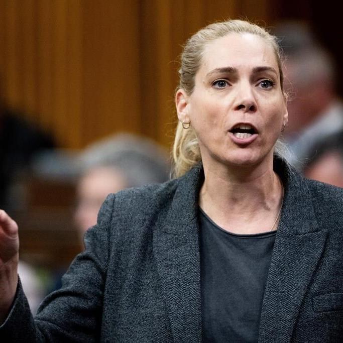 Seven media experts selected to help modernize CBC/Radio-Canada before next election